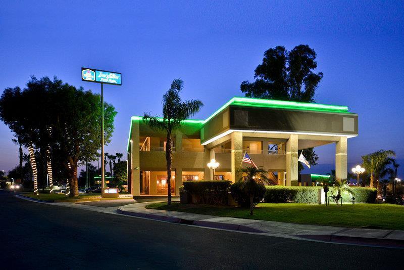 Hotel Western Mall & 3*