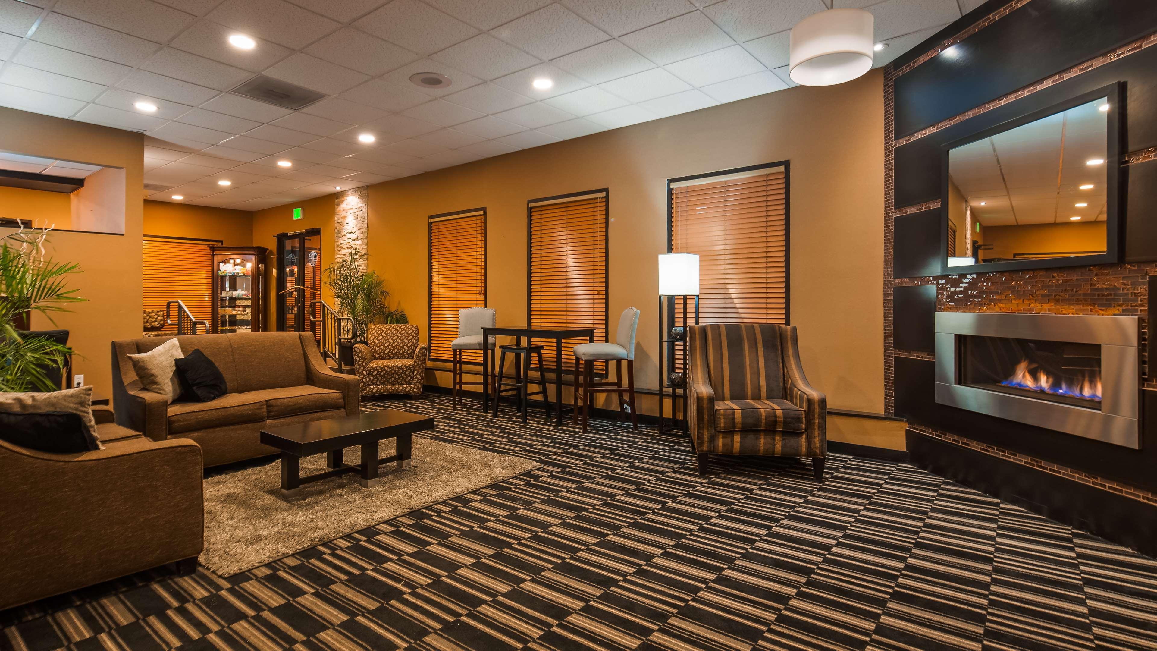 Western Mall & Hotel Yuma